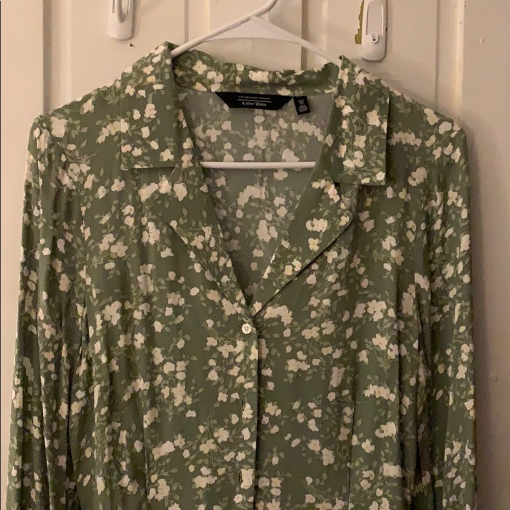 & other stories pistachio green floral blouse